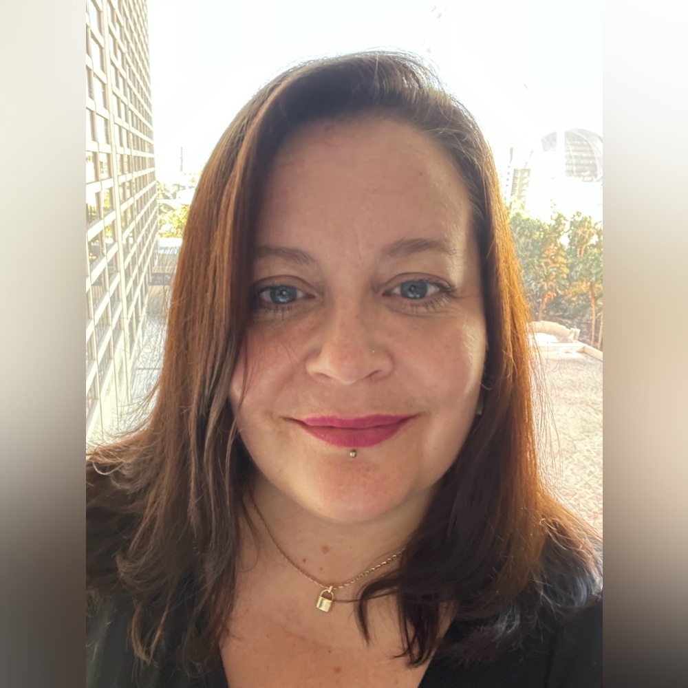 Meet your Posher, Suzanne